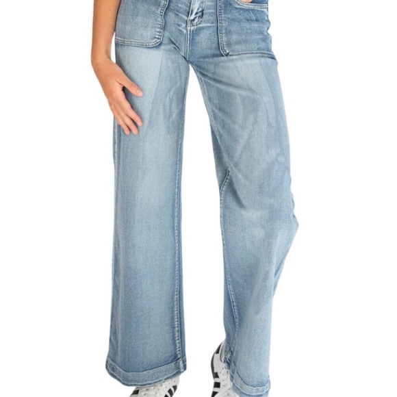 OUR REPUBLIC FOR ALL Denim - OUR REPUBLIC FOR ALL WIDE LEG FRONT POCKETS LIGHT WASH JEANS SIZE 12 LIKE NEW